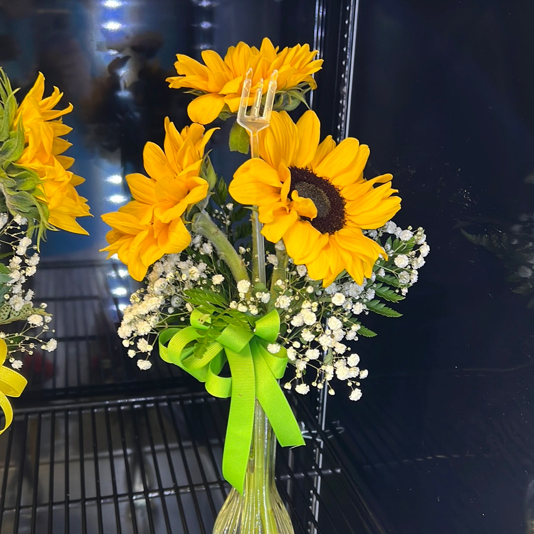Fresh Floral-Bud vase with 3 sunflowers and babies breath