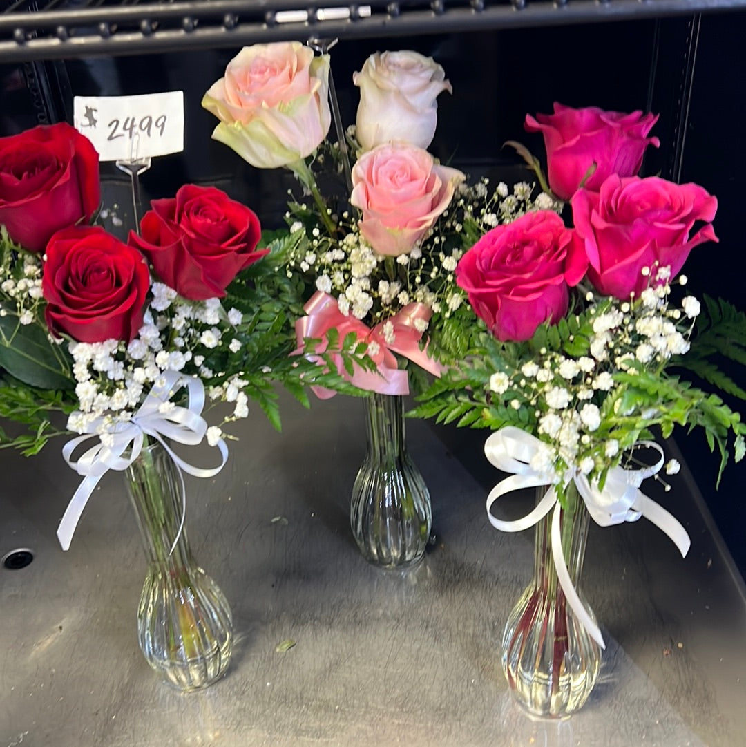 Fresh Floral Bud Vase-3 Roses w/ Babies Breath-$24.99